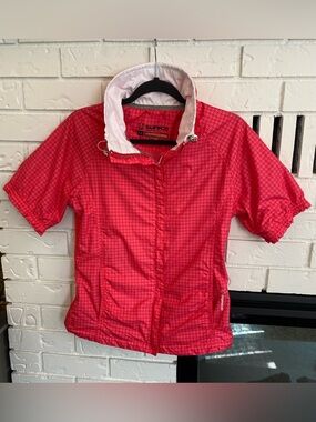 Sunice Sport Size S Diva Pink Short-Sleeve Windbreaker Golf Jacket